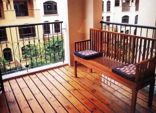 陽臺木地板5.jpg 陽臺木地板5.jpg